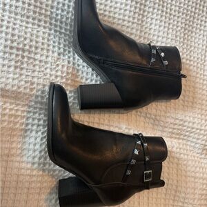 Nine West Black Ankle Boots with Silver Studs